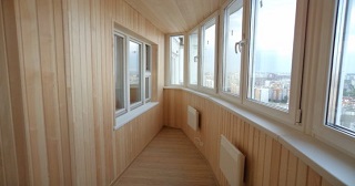 Отделка, остекление, утепление балконов в Ноябрьске от 210 руб. м/2.